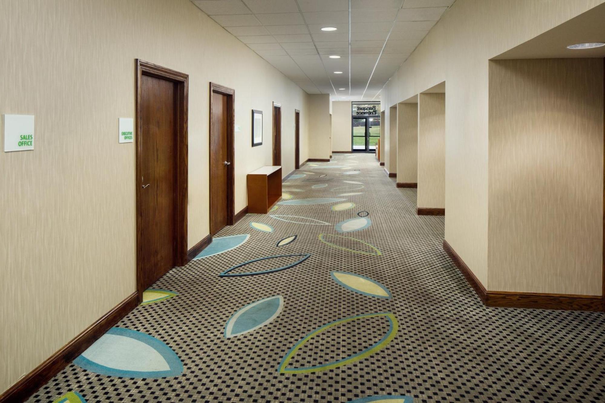 Holiday Inn Weirton-Steubenville Area Exteriér fotografie